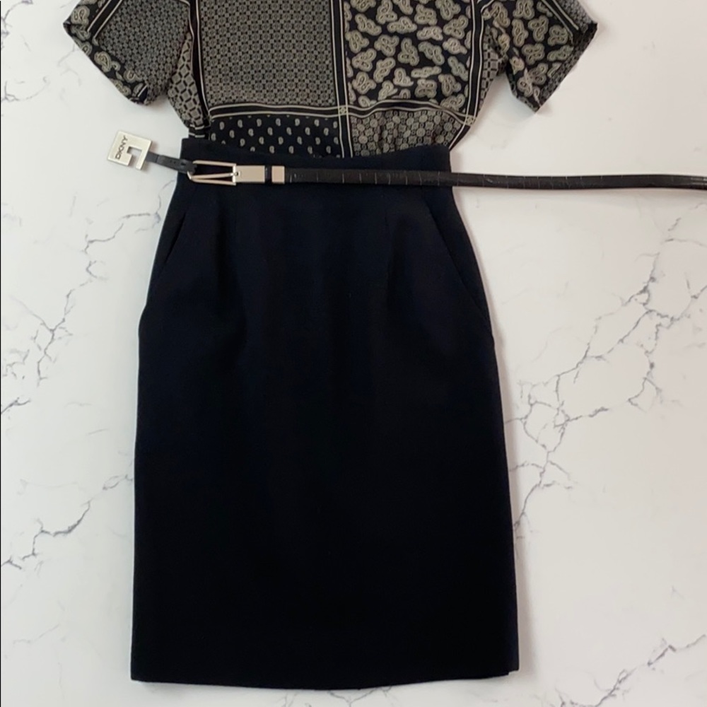 Anne Klein Wool a-line skirt fully lined with pockets